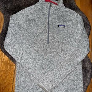 Women’s Patagonia 1/4 zip pullover